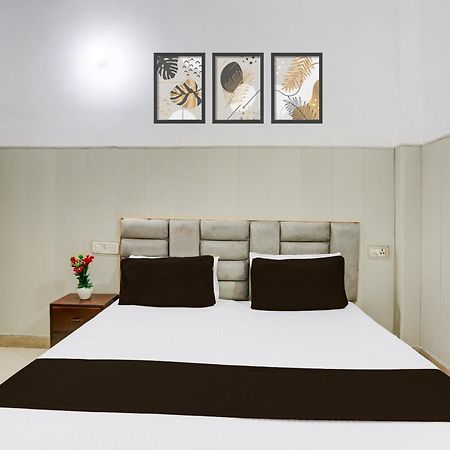 Hotel O Vk Palace Agra  Bagian luar foto