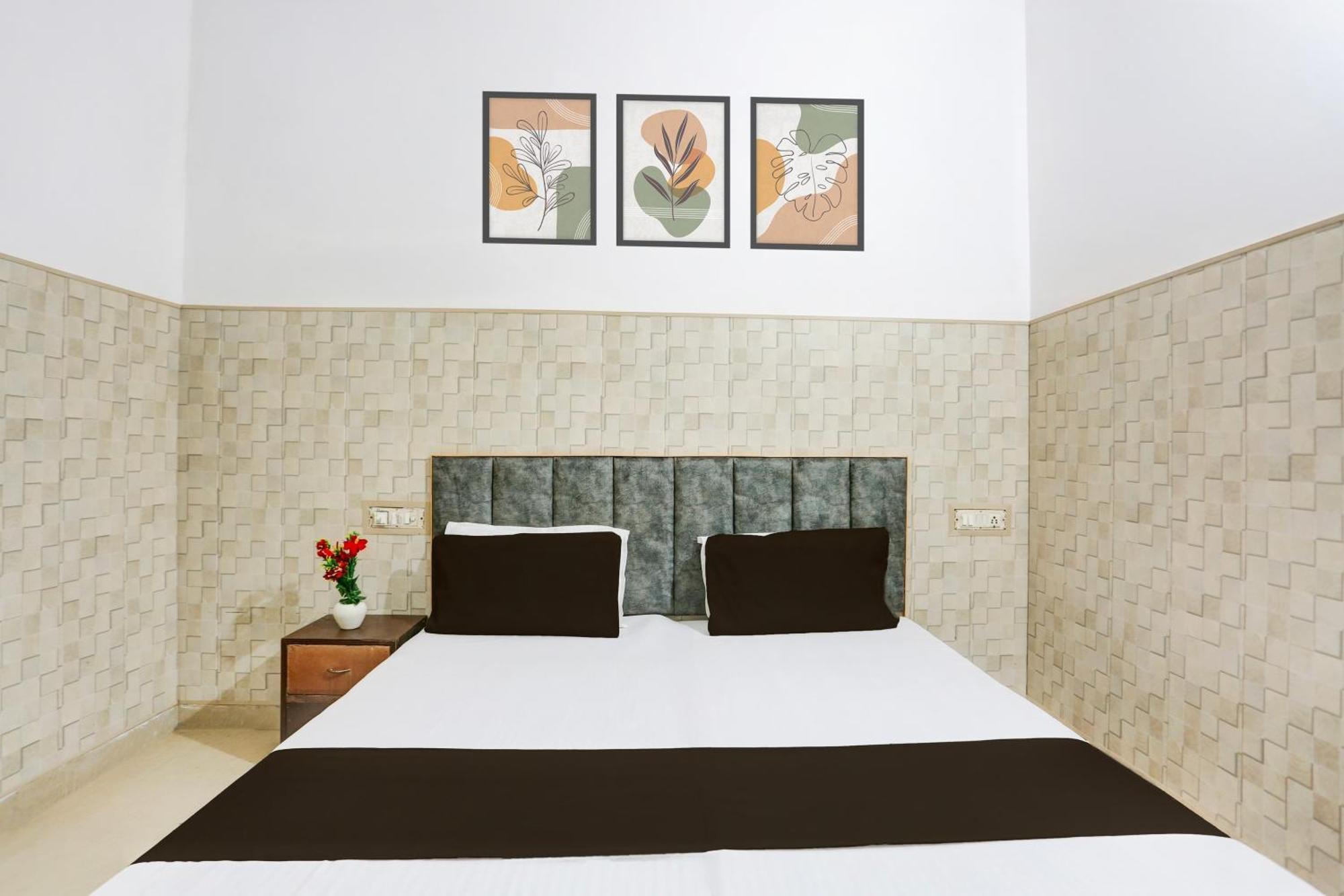 Hotel O Vk Palace Agra  Bagian luar foto